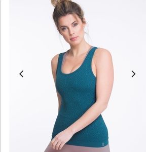 Brand new with tags Climawear top